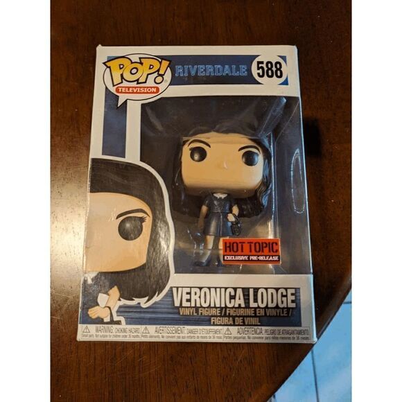 Funko POP! TV: Riverdale - Veronica Lodge - Picture 1 of 4